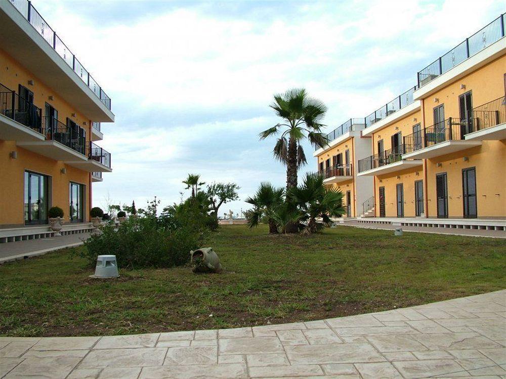 Royals Gate Hotel Rodi Garganico Luaran gambar