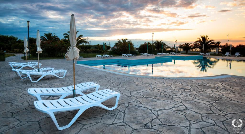 Royals Gate Hotel Rodi Garganico Luaran gambar