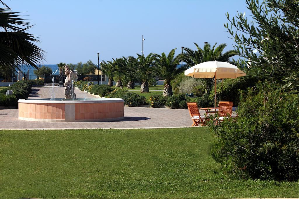 Royals Gate Hotel Rodi Garganico Luaran gambar