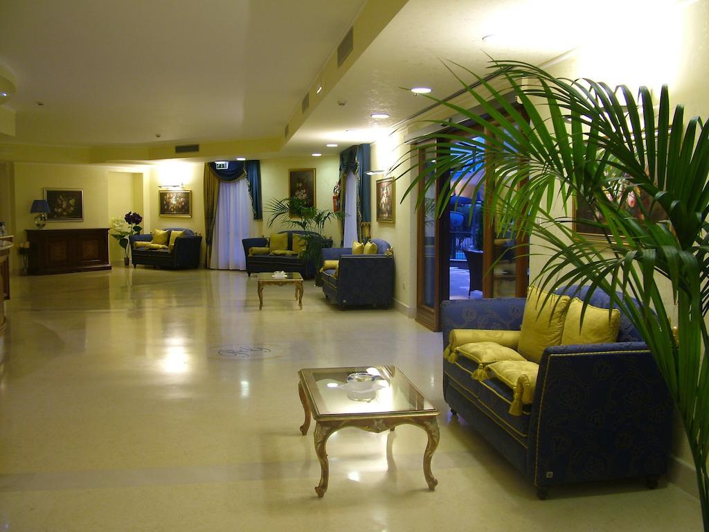 Royals Gate Hotel Rodi Garganico Luaran gambar